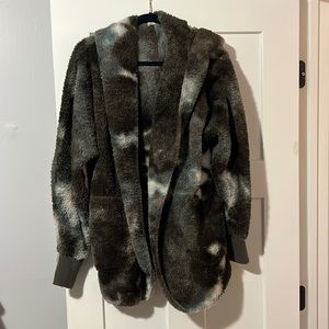 Poem and thread sweater - “one size” has been worn by someone size small